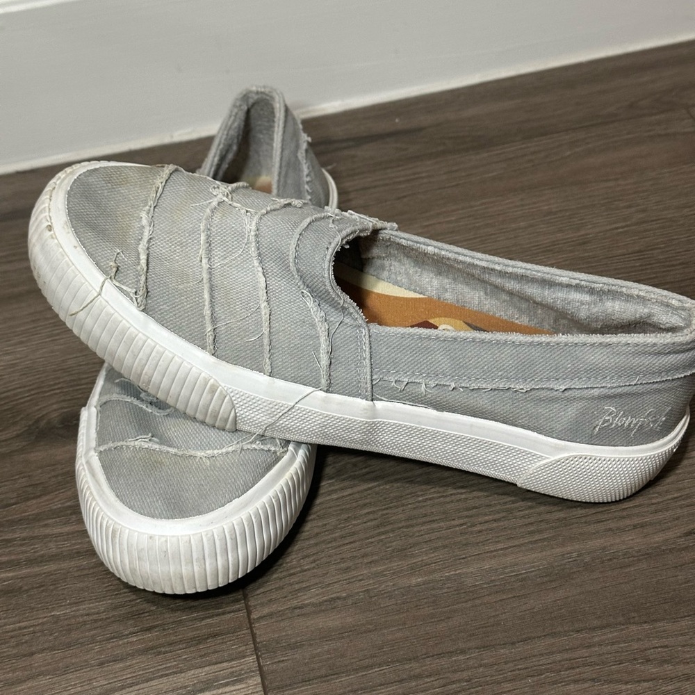 Women's Slip-On Moccasin Sneakers in Light Gray - Picture 2 of 13